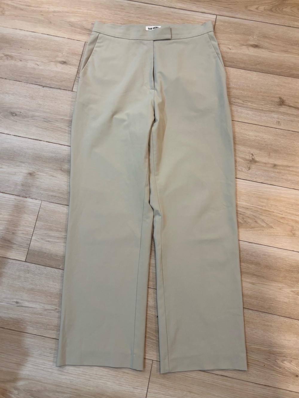 Djerf Avenue Day To Day Pants Tan Khaki Medium M 29” Inseam